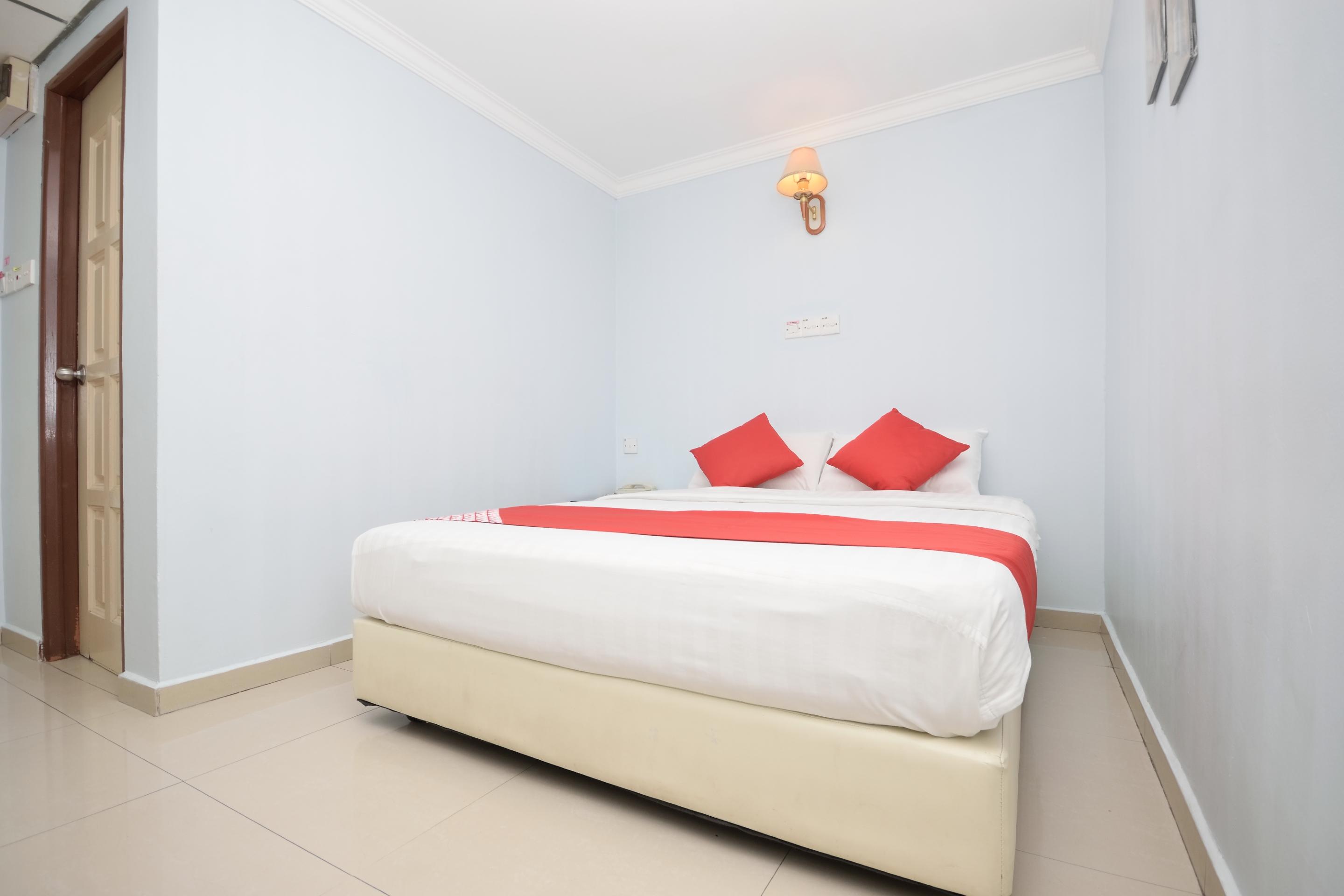 Super Oyo 969 Hotel Pantai View Лабуан Екстериор снимка