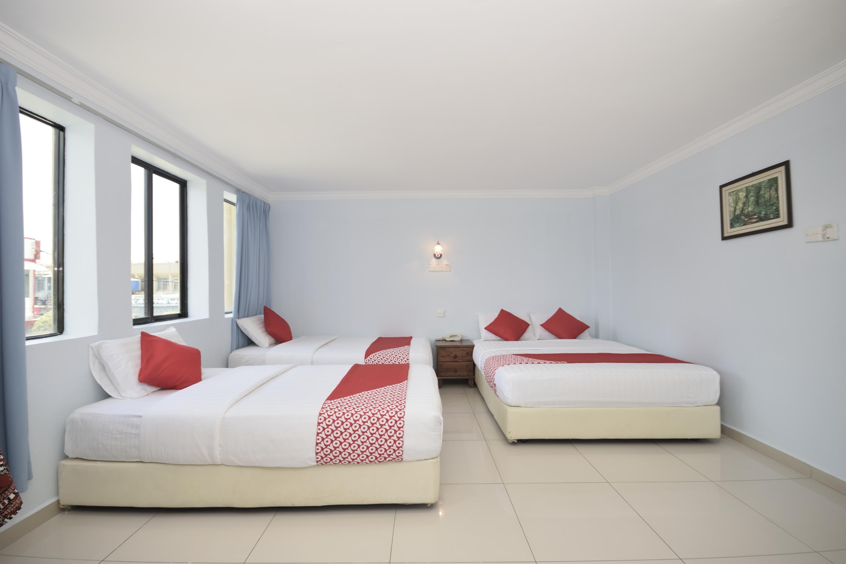 Super Oyo 969 Hotel Pantai View Лабуан Екстериор снимка