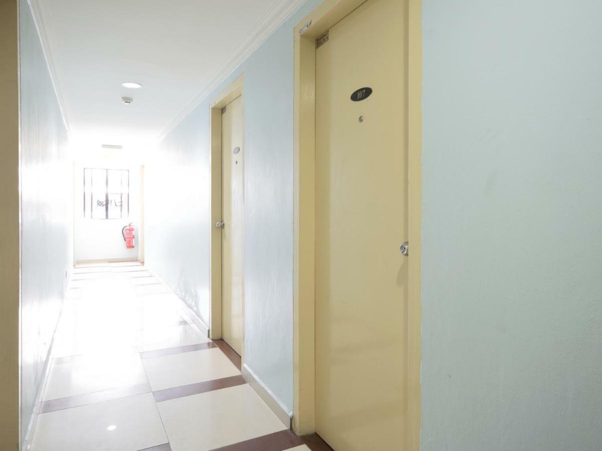 Super Oyo 969 Hotel Pantai View Лабуан Екстериор снимка