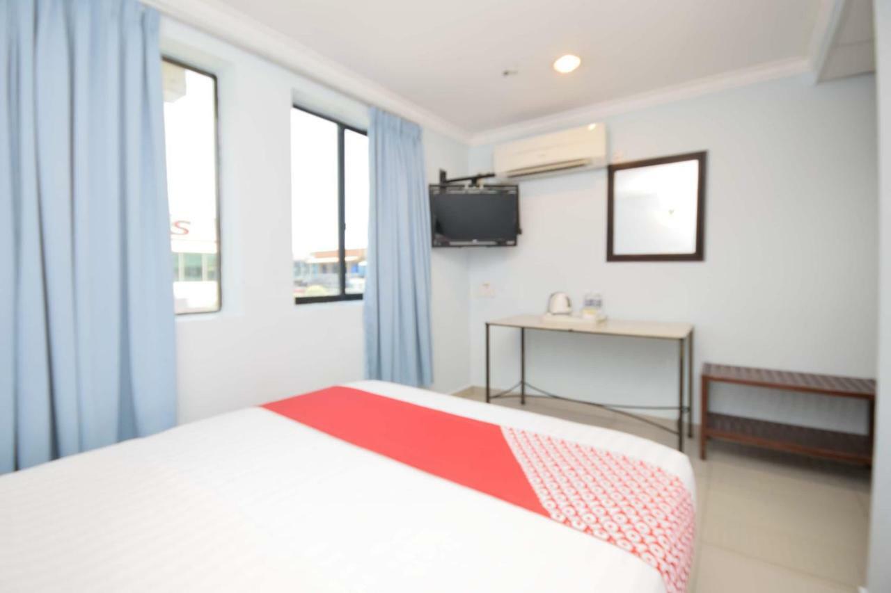 Super Oyo 969 Hotel Pantai View Лабуан Екстериор снимка